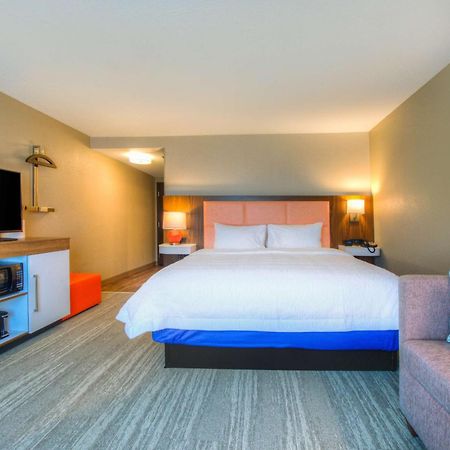 Hampton Inn & Suites Wixom/Novi/Detroit, Mi Екстериор снимка