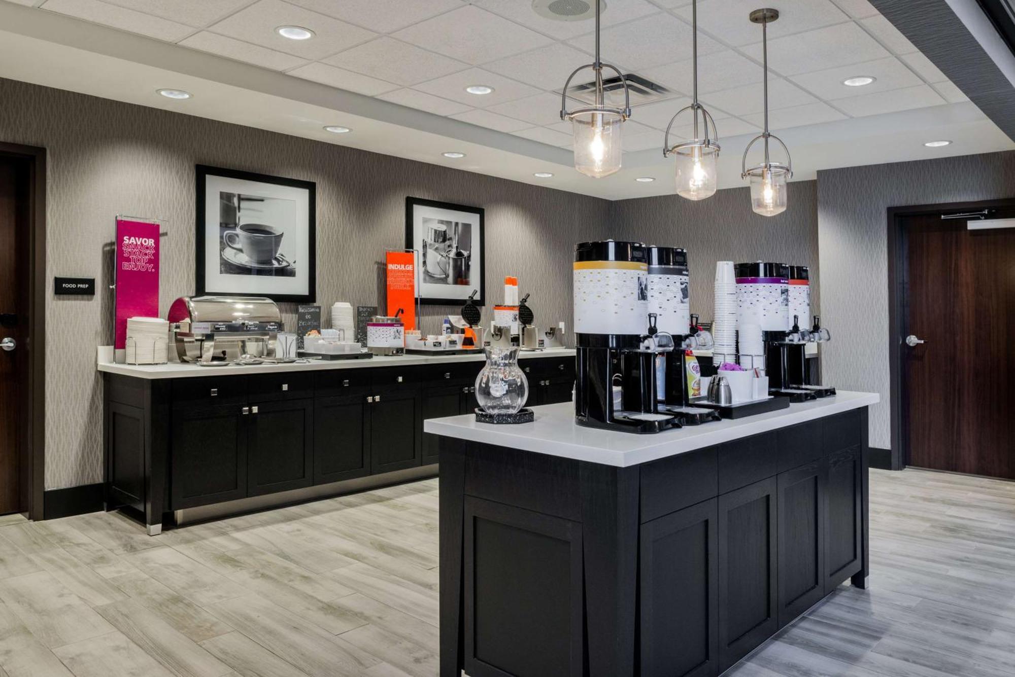 Hampton Inn & Suites Wixom/Novi/Detroit, Mi Екстериор снимка