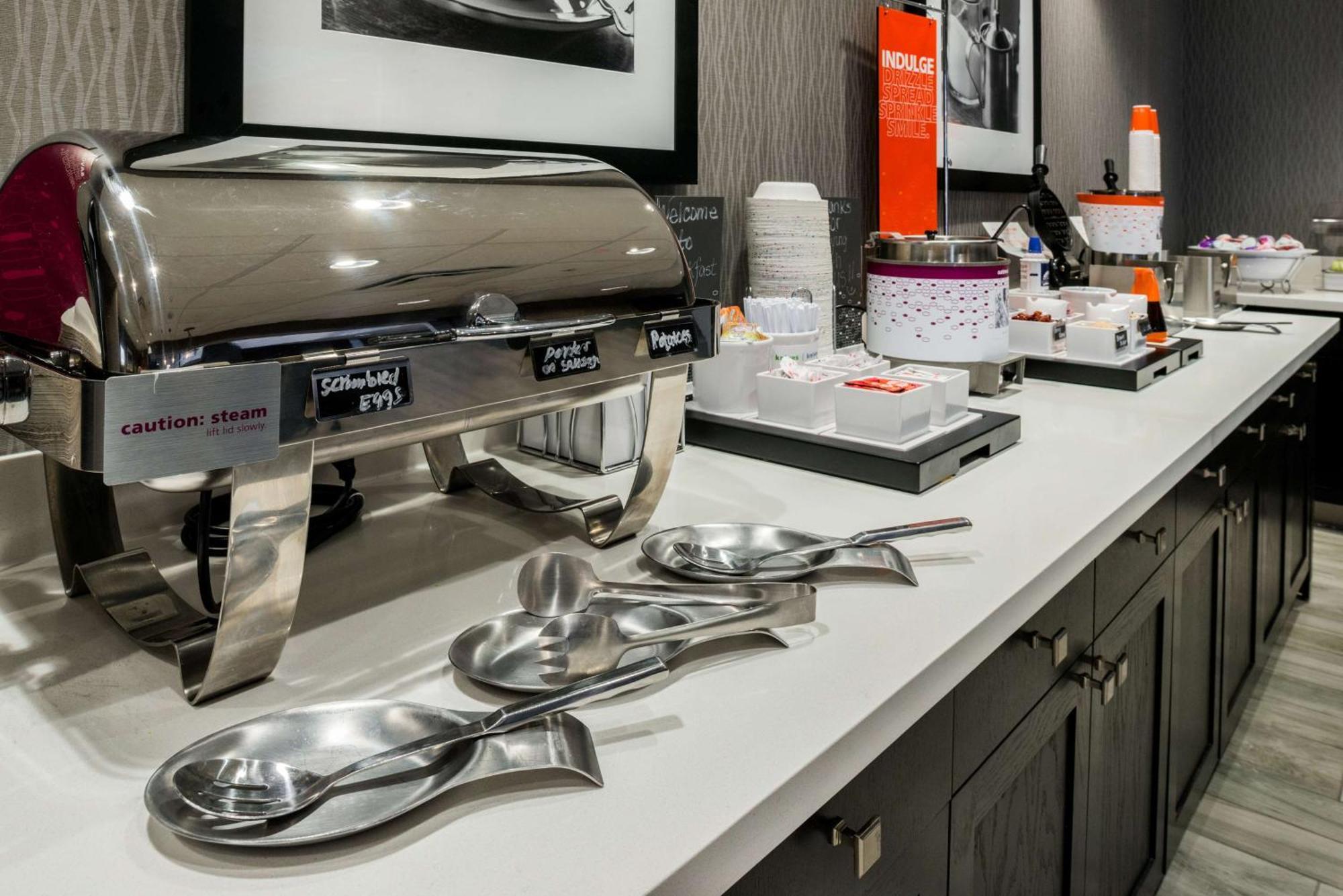 Hampton Inn & Suites Wixom/Novi/Detroit, Mi Екстериор снимка